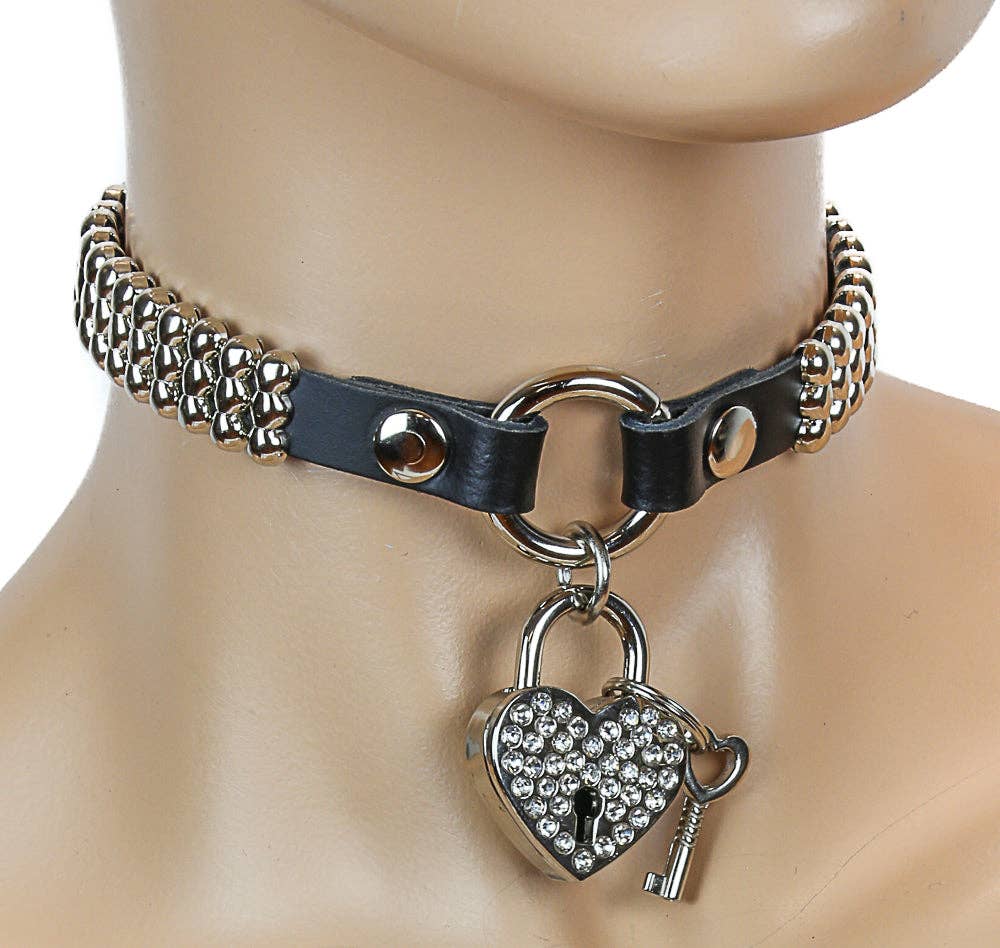 Rebel Heart Stud Lock Choker