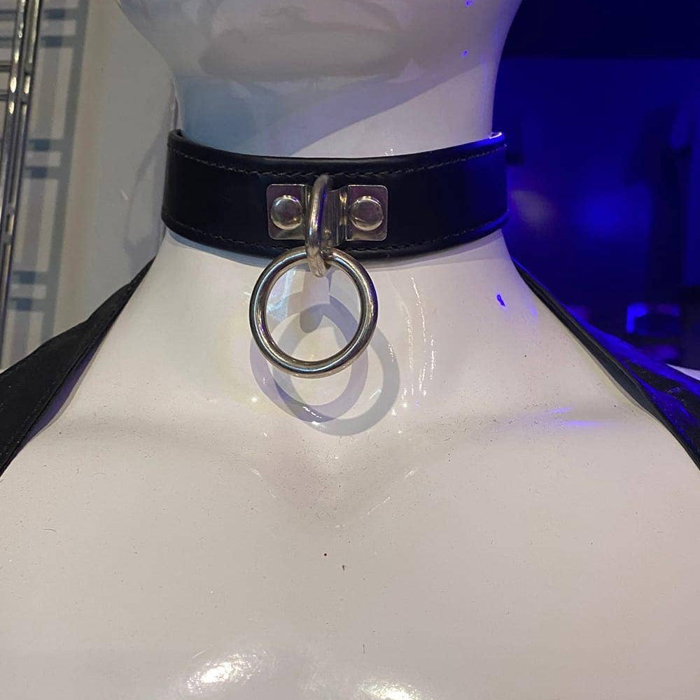 Montrose Forge  Locking Leather Collar